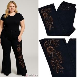 Retro Y2K Volup Silhouettes Black Denim Gold Embroidered Boot Cut Jeans 20
